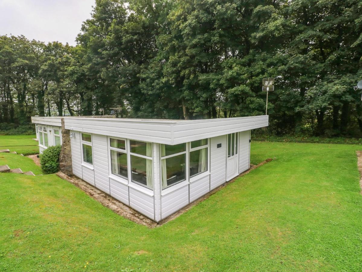 Villa Saltwater Haverfordwest Exterior foto