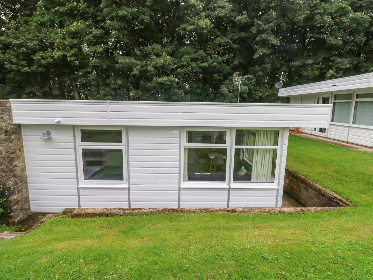 Villa Saltwater Haverfordwest Exterior foto